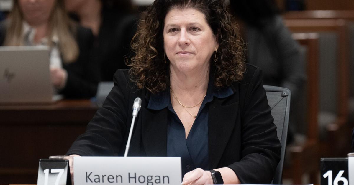 Auditor-General warns Phoenix backlog risks Dayforce