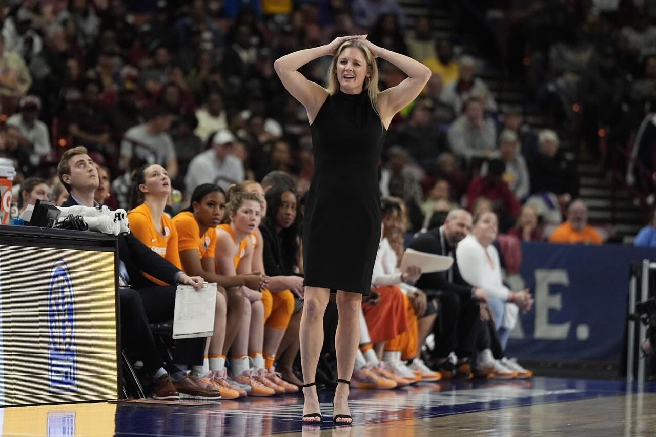 Back to school handful of coaches in women s NCAA Tournament