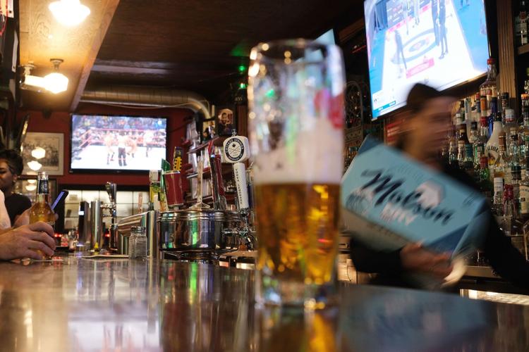 TORONTO-BAR-PETPEEVES.JPG