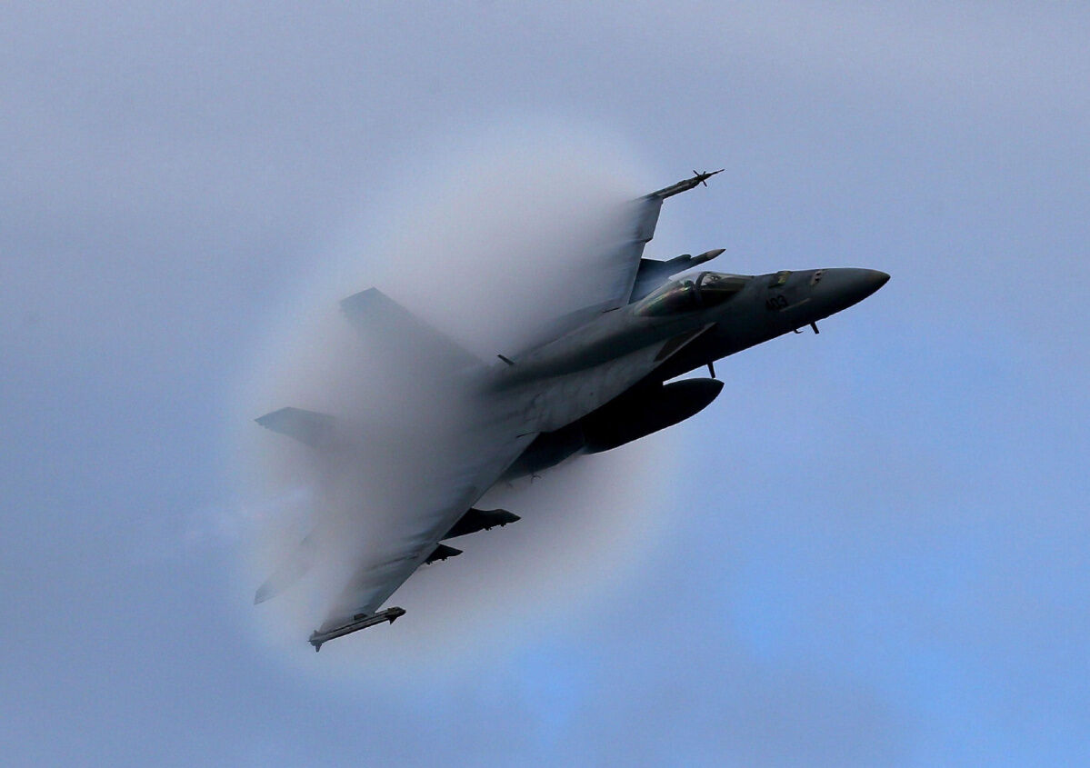 Canada considers buying 18 Super Hornet fighter jets