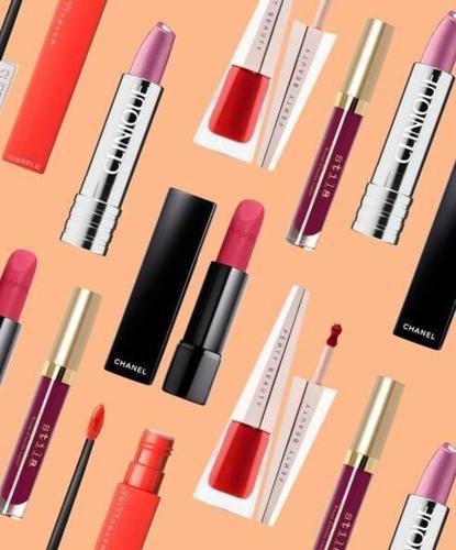 6 women made out with their partners wearing these lipsticks. Here's how  they held up