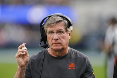 Browns give Titans permission to interview Bill Callahan, who's expected to join son, AP source says