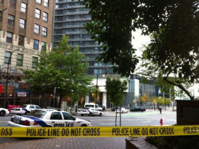 Police arrest man with gun in downtown Vancouver hotel