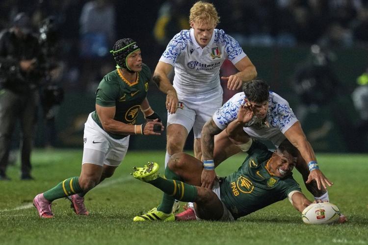Springboks hold off Italy 42-24 at Loftus