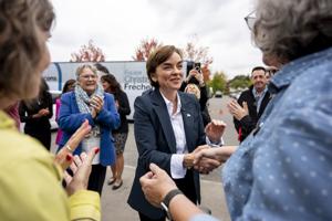 Quebec party leaders work to shore up support as campaign enters final strech