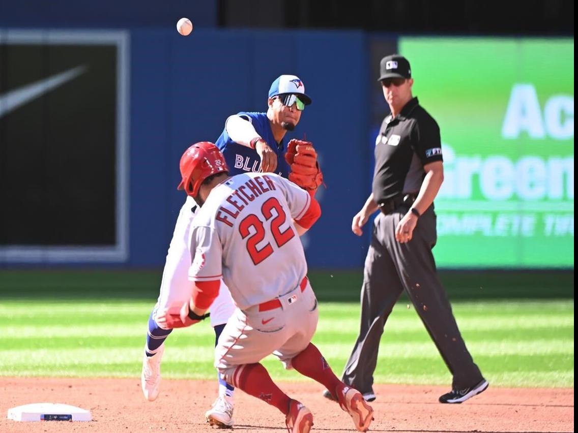 Watch: Blue Jays' Chapman upset at manager for pitching to Ohtani