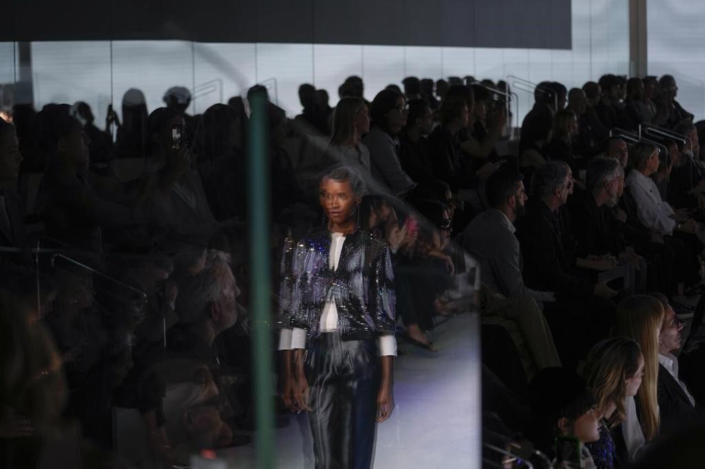 Giorgio Armani brings plenty of sparkle to Milan Fashion with main line