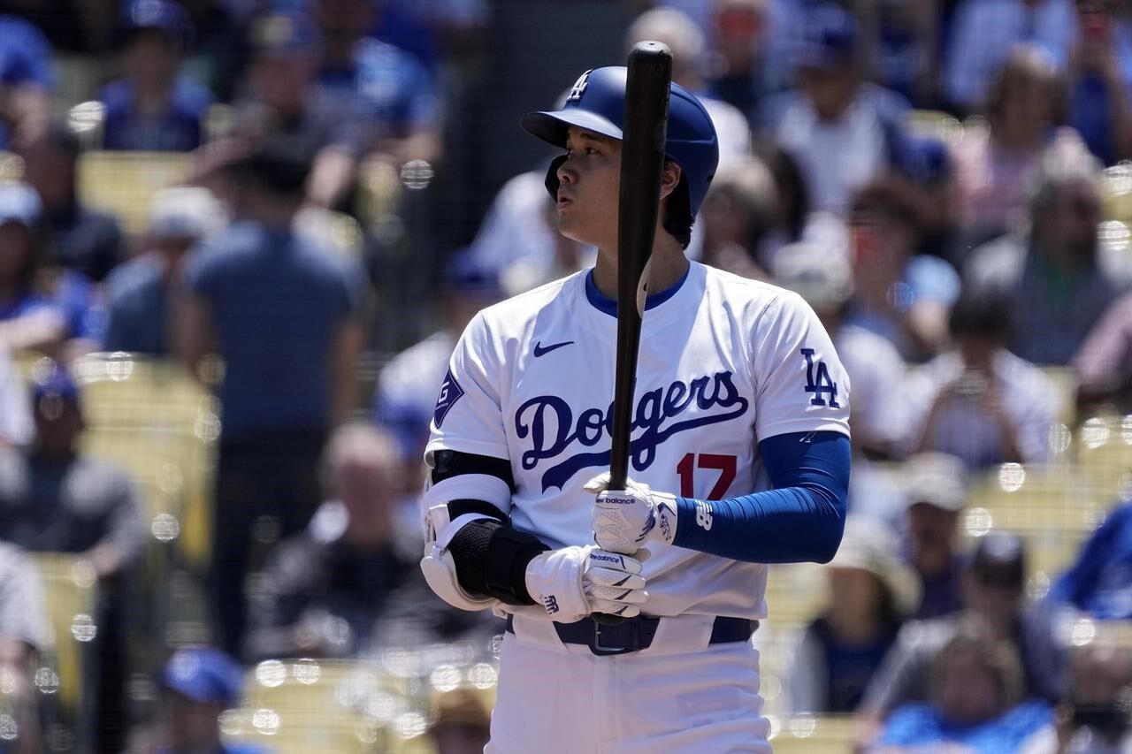 Teoscar Hernández Hits 2-run Homer In 6th Inning To Propel Dodgers To 3 ...