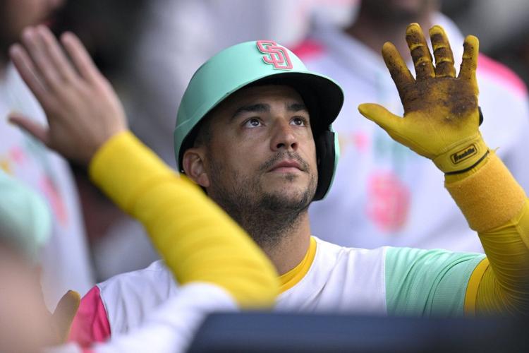 Padres' All-Star-laden bullpen is lights out in a 4-2 win over NL East-leading Phillies