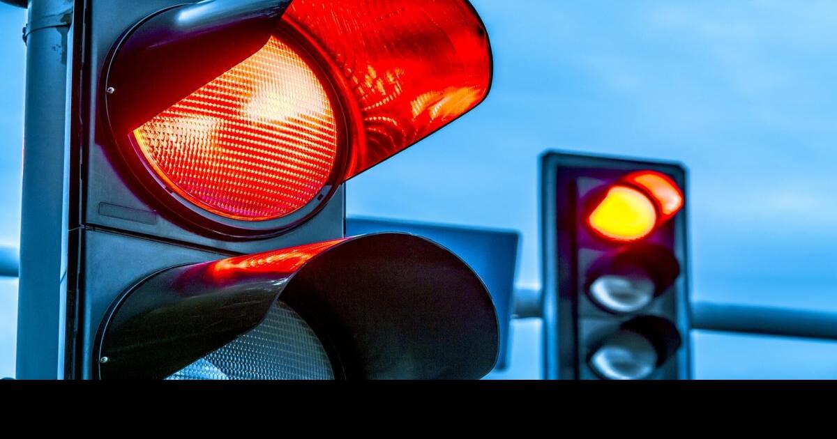 A new way to time traffic lights uses AI and the of things