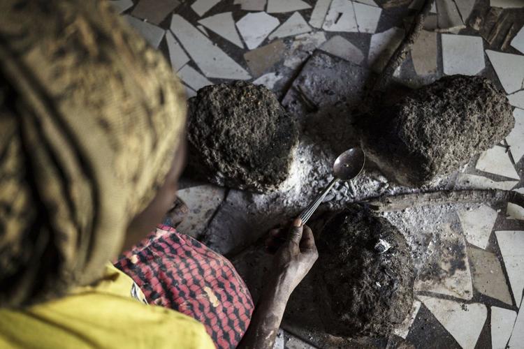 Mercury fuels gold mining in Senegal. And it’s poisoning the people who ...