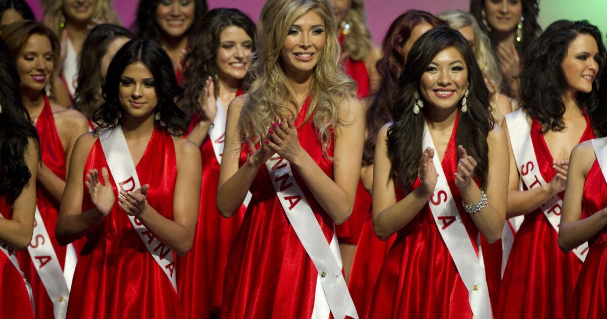 PHOTOS Miss Universe Canada Pageant photos-miss-universe-canada-pageant