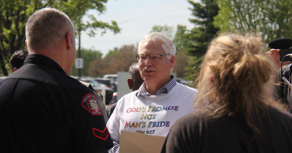 Anti-gay campaigner guilty of promoting hate at Toronto Pride Parade. Judge rejects ‘purported religious’ motivation - Toronto Star
