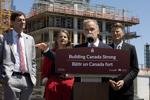 Alberta pitches new pipeline to B.C. coast, Trans Mountain, Pembina sign on