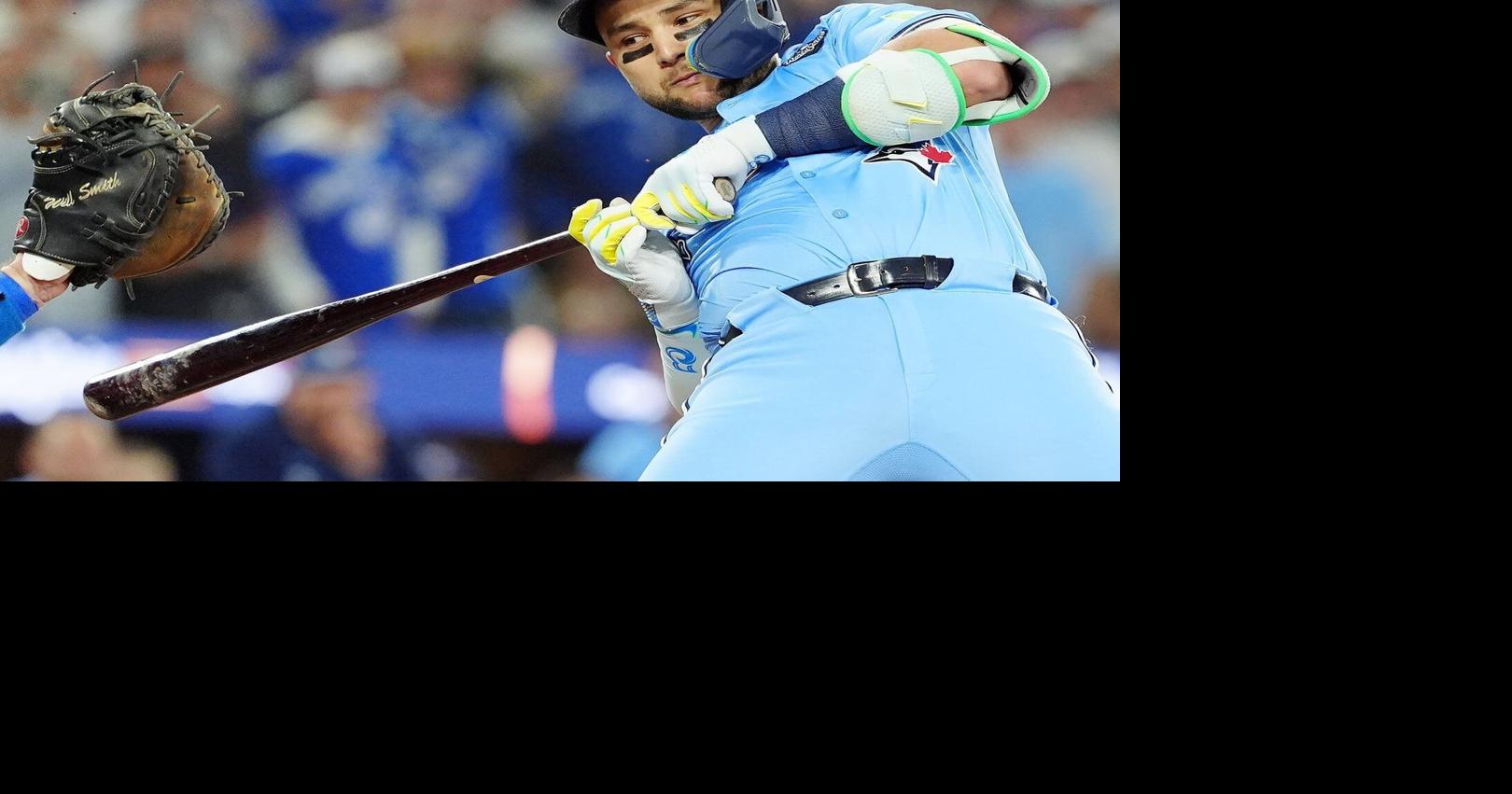 AP sources say star infielder Bo Bichette leaves Toronto for Mets