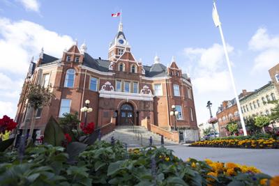 stratford-ontario_3.JPG