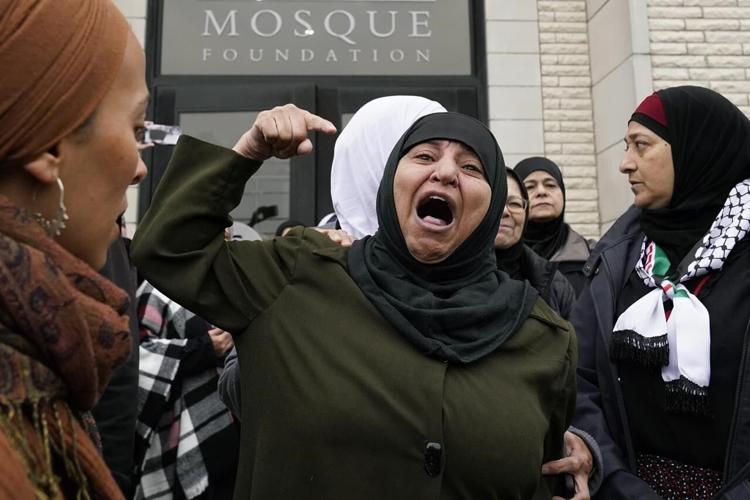 Mourners in heavily Palestinian Chicago suburb remember Muslim boy ...