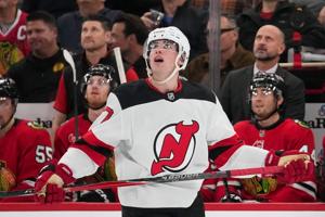 Simon Nemec scores 3rd goal of game in OT as Devils top Blackhawks 4-3