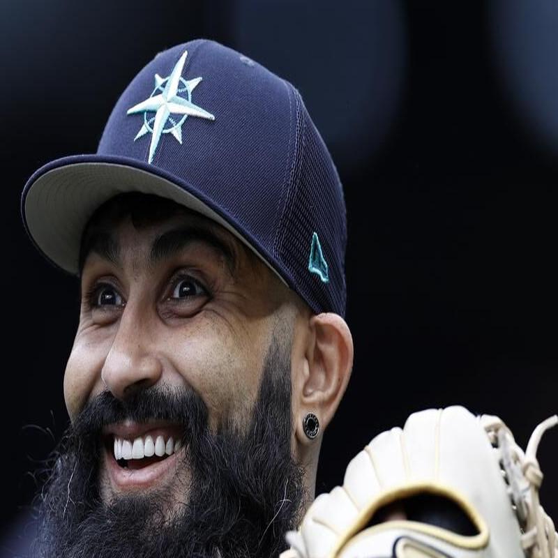 Giants pitcher Sergio Romo active and available