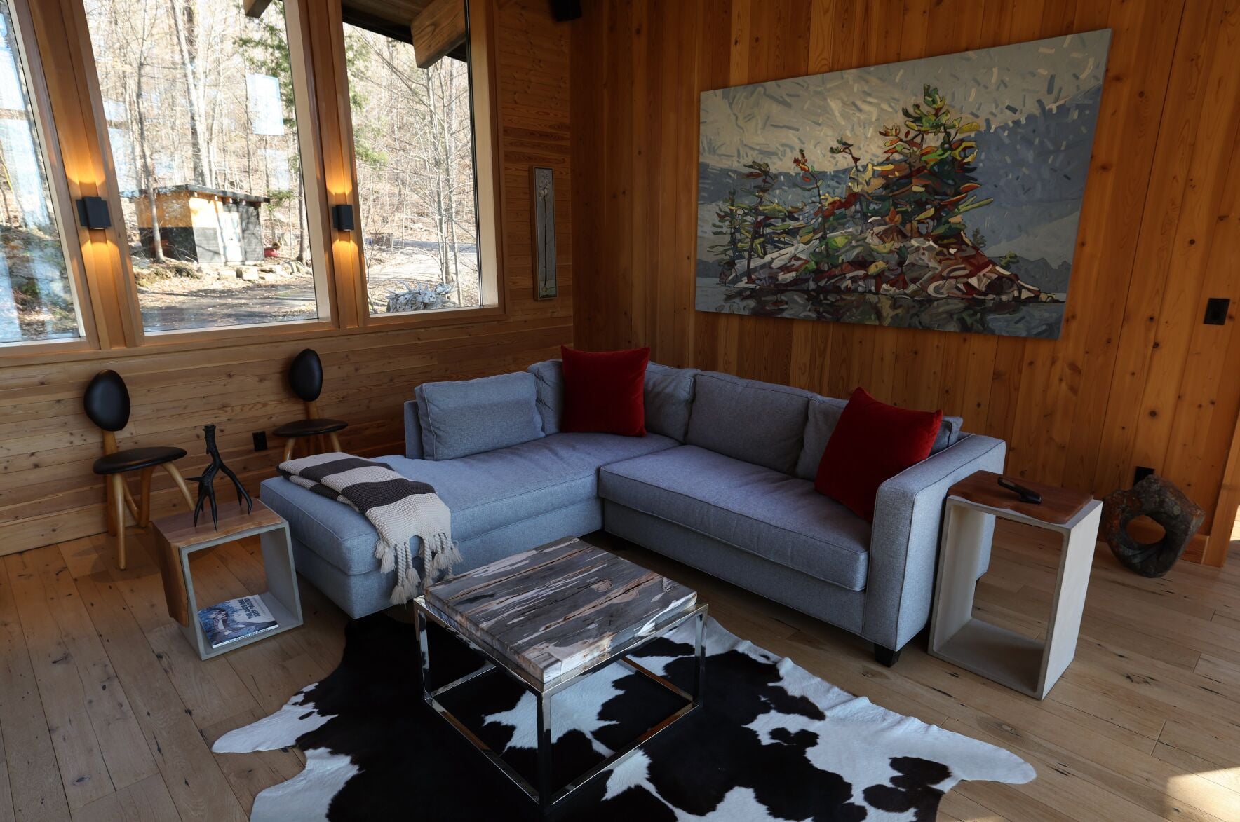 Heated Rivalry Hub - Muskoka Cottage Inside.JPG