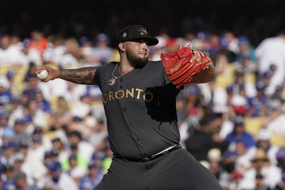 Blue Jays draft first rounder Alek Manoah on mound at Vancouver's