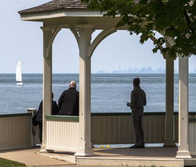 niagara-lake_2.JPG