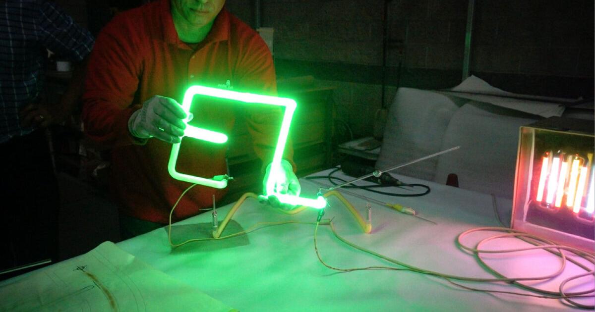El Mocambo’s neon palm sign is being entirely rebuilt