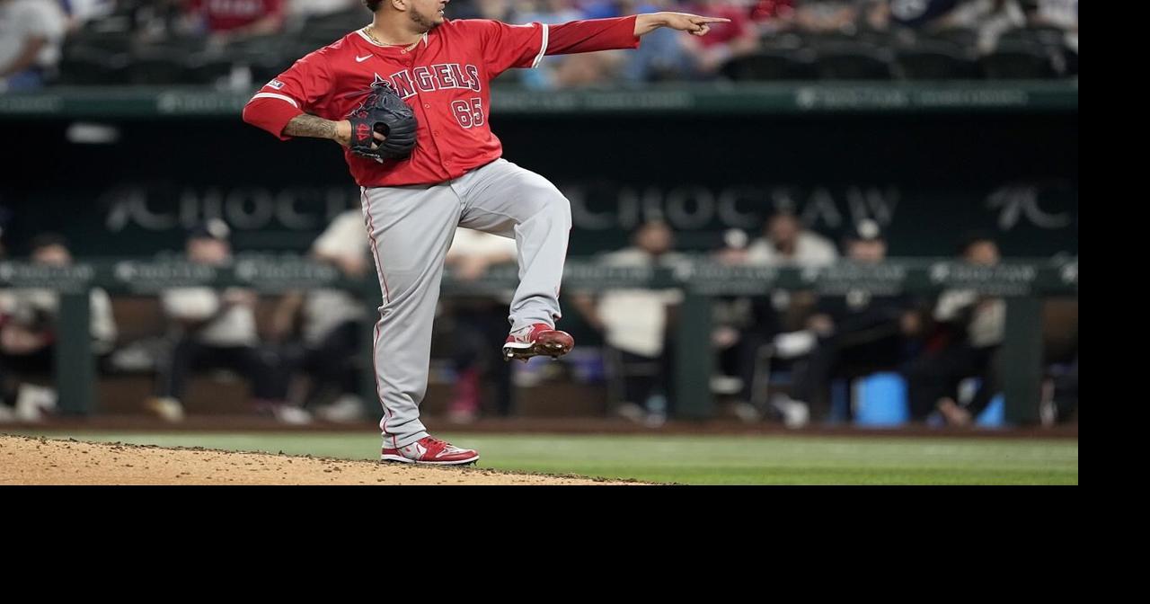 Left-hander José Quijada and Angels avoid arbitration, agree to 1-year deal for $1,075,000