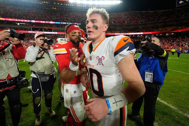 Broncos win first AFC West title in a decade, ending Chiefs' reign, and ...