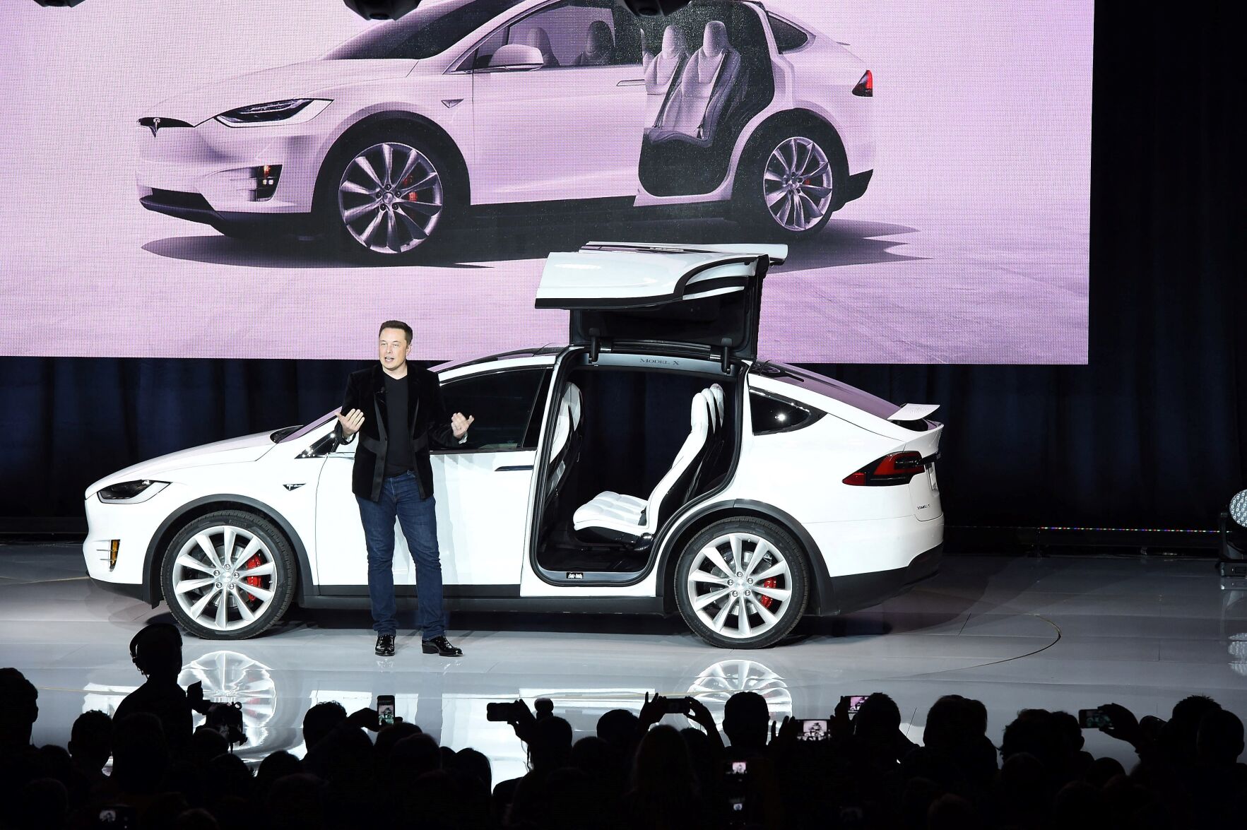 MUSK COMPENSATION.JPG