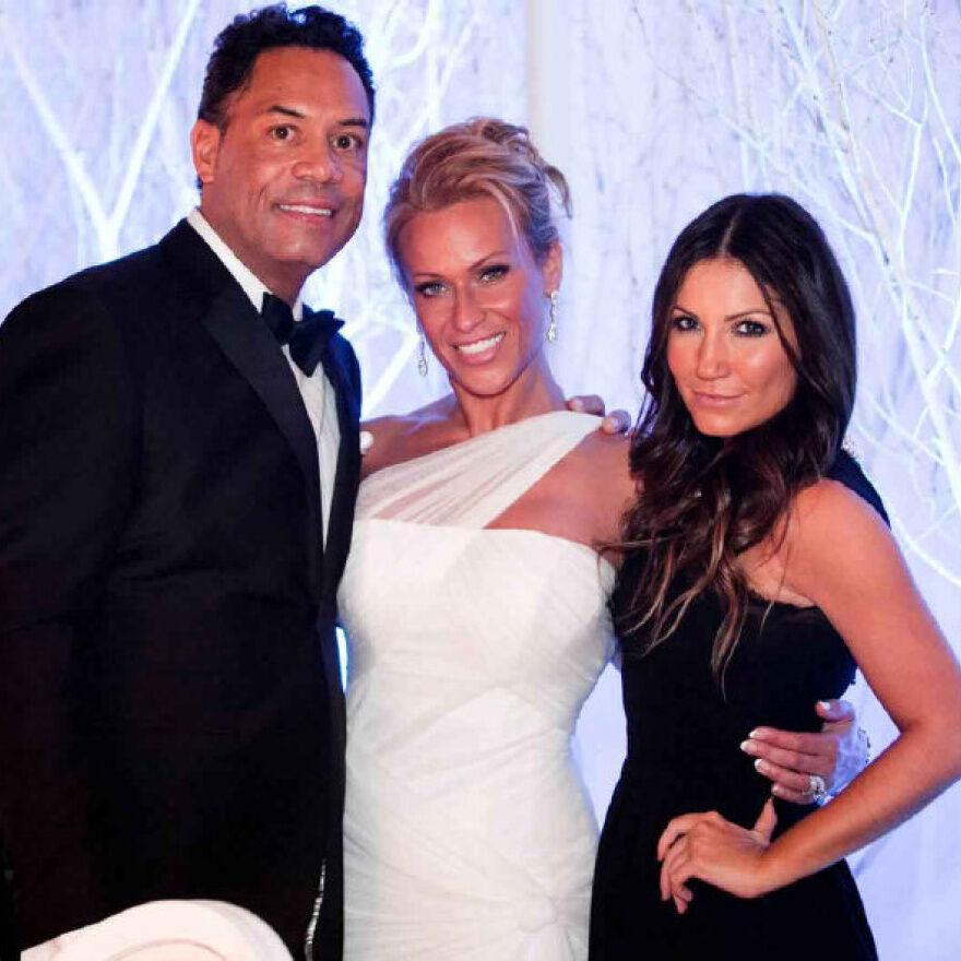 Roberto Alomar is getting married on 12/12/12 for a baseball