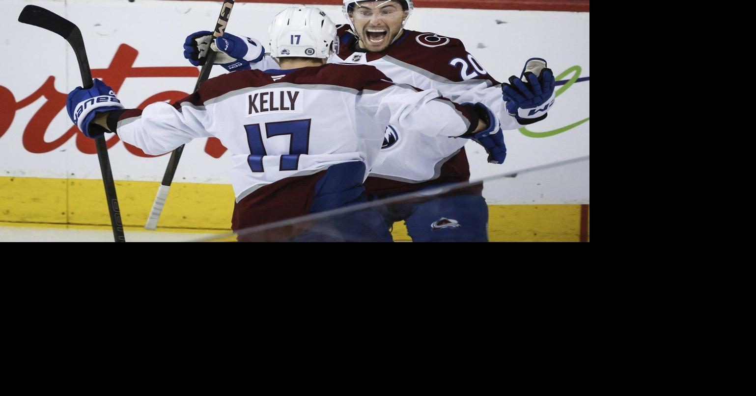 Kelly ends 20-game drought with two-goal effort in Avs' 4-2 win over Flames