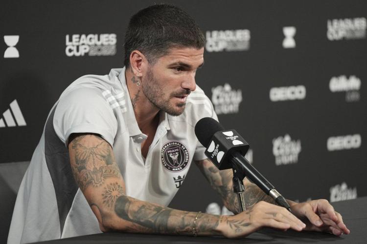 Rodrigo De Paul excited for opportunity to play alongside Lionel Messi at Inter Miami