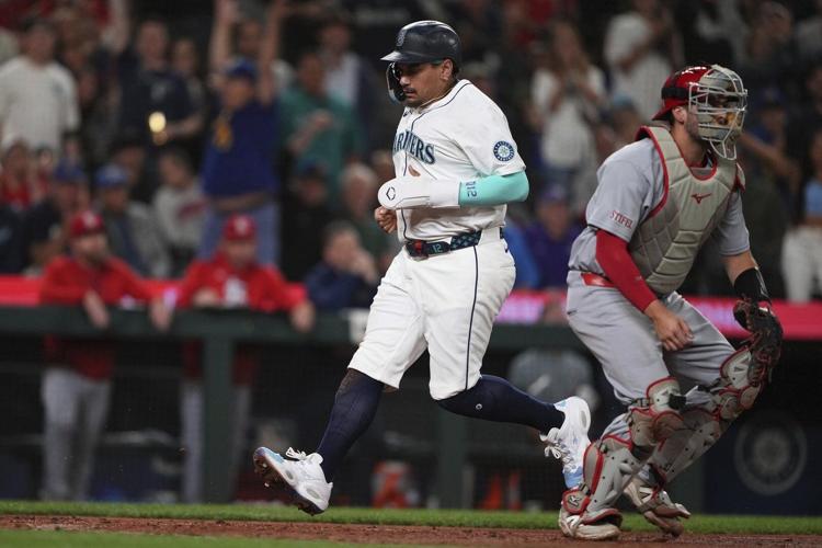 Josh Naylor’s late go-ahead double helps Mariners beat Cardinals 4-2