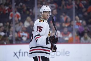 Blackhawks place forward Craig Smith on IR with a nagging back injury