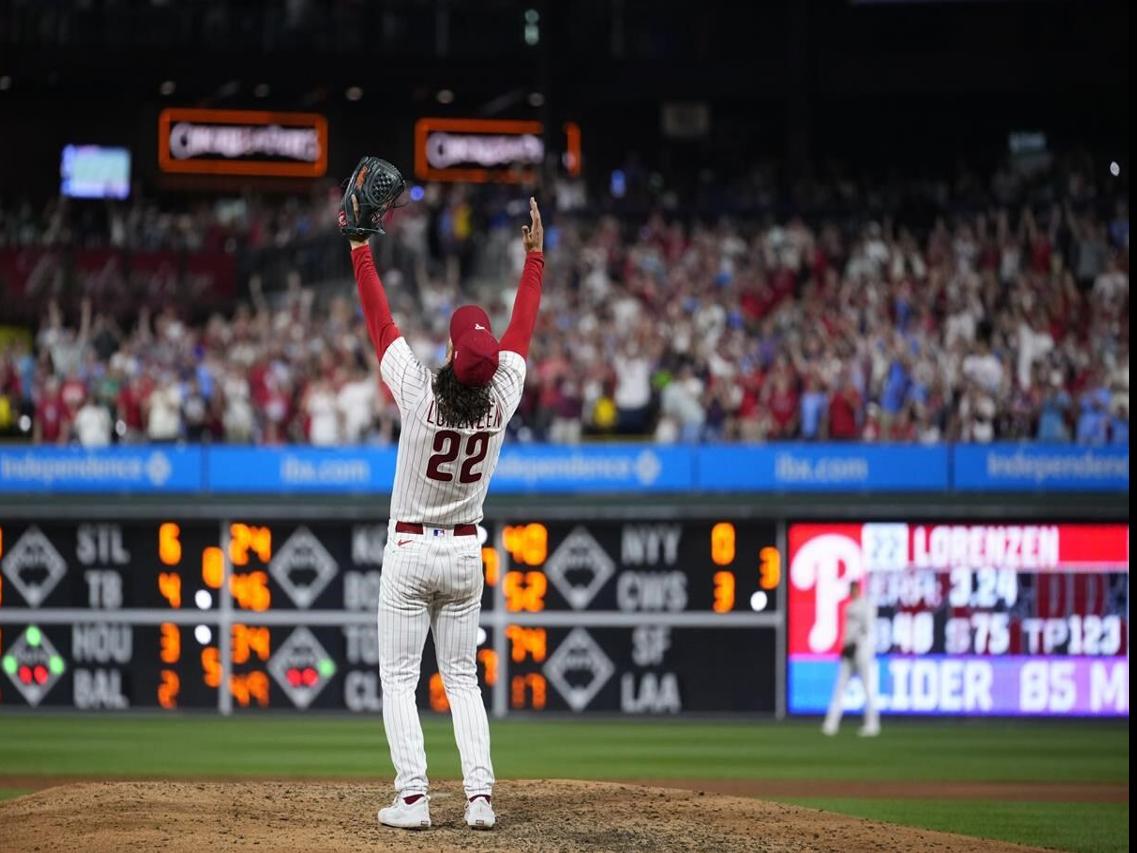 After emotional return to Texas, Elvis Andrus delivers in A's 13