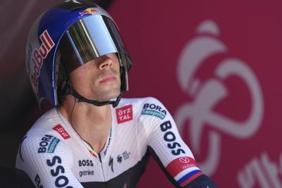 Tarling wins Giro stage 2 by a second over new overall leader Roglic