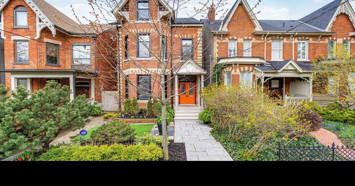 From a 3.595 million threestorey in Cabbagetown to a 850,000 condo