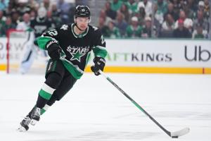 Predators sign newcomer Mavrik Bourque to 6-year, $33 million contract