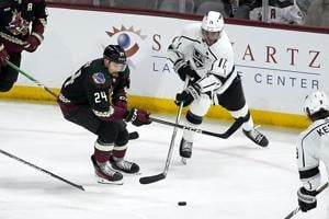 Moore scores twice as Kings extend road winning streak with 4-1 victory over Coyotes