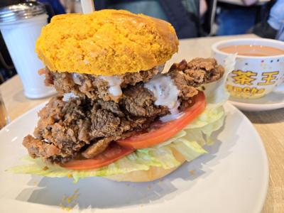 TORONTO-Cafe-De-Hong-Kong.jpg