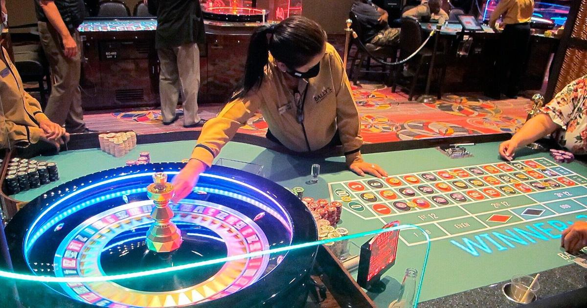 How to play roulette: Strategies, odds and picking your numbers