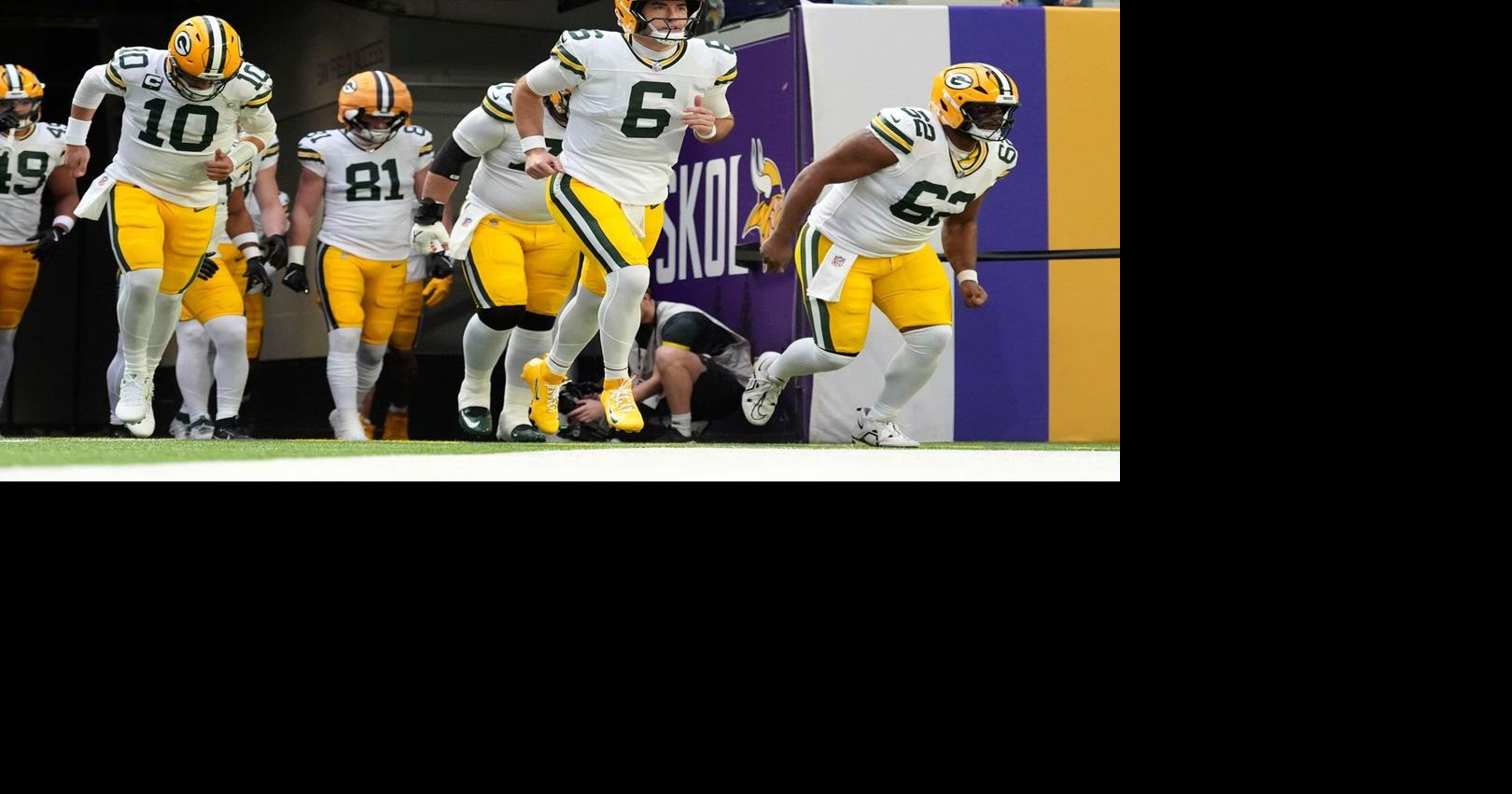 NFL playoff odds: Multiple road teams favored in unusual wild-card round