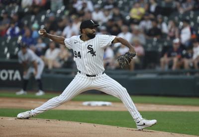White Sox score five in fifth inning to beat Tigers 9-6