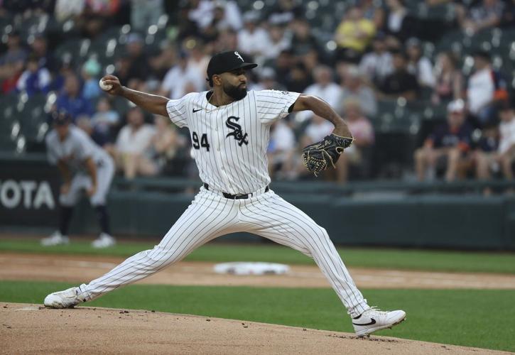 White Sox score five in fifth inning to beat Tigers 9-6