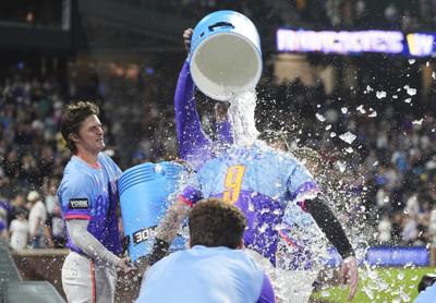 Rockies' stunning 17-16 comeback win over Pirates highlights huge night for offense across MLB