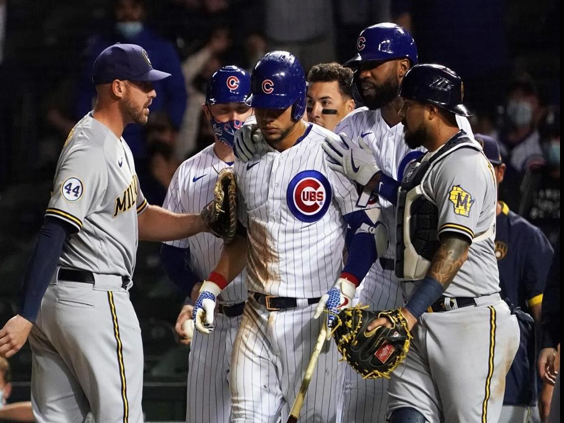 Brewers' Brandon Woodruff, Cubs' Willson Contreras get angry