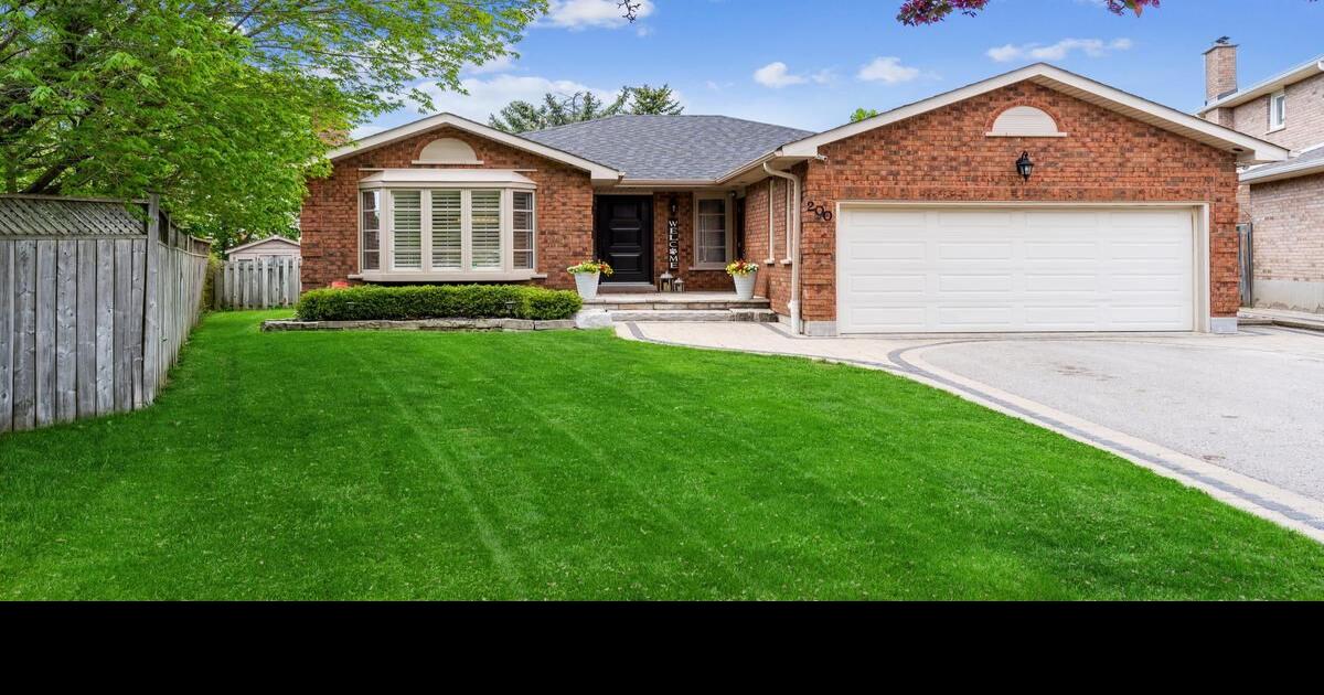 What these GTA houses got 1.35 million for a big bungalow in