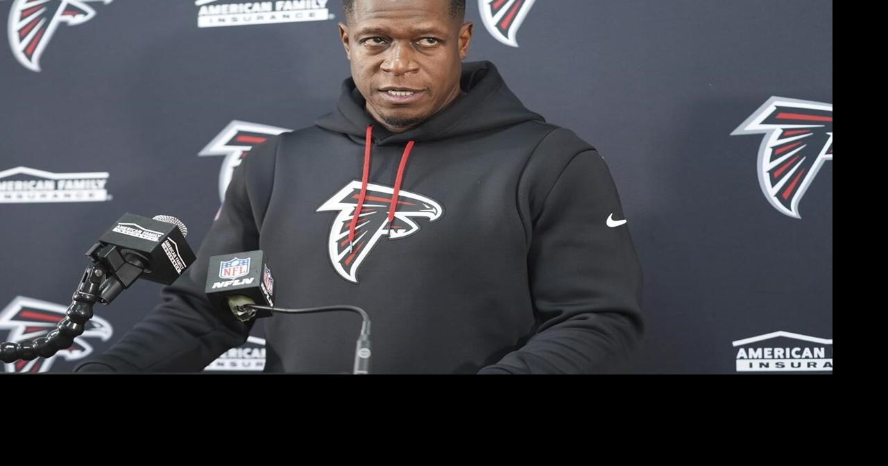 Falcons fire defensive coordinator Jimmy Lake, assistant Jay Rodgers following defense's poor finish