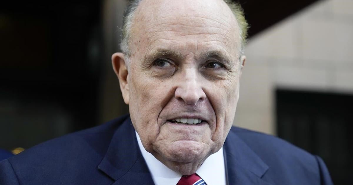 Giuliani turns himself in on Georgia 2020 election charges after bond is set at $150,000